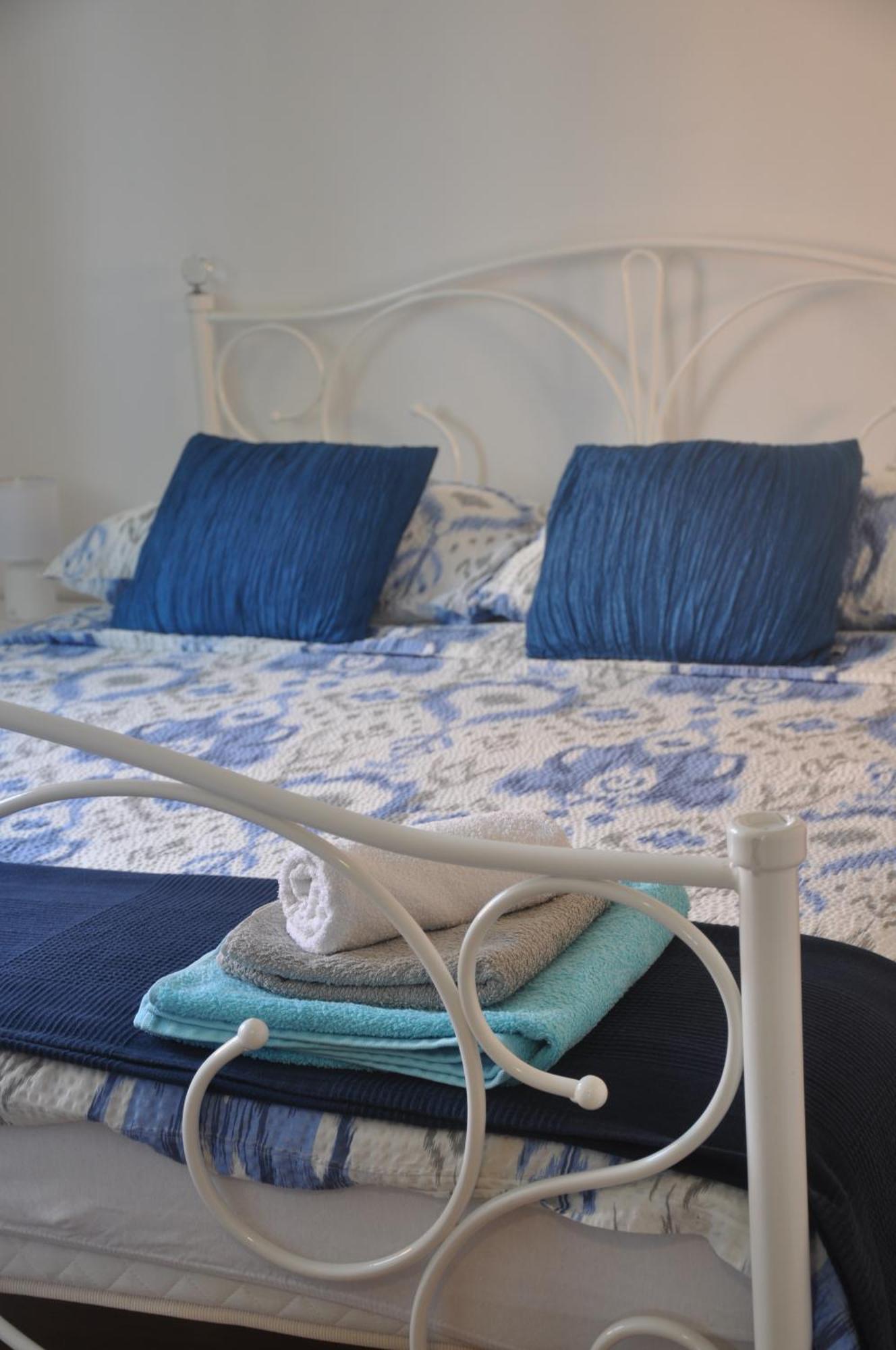 Apartman Mirna Rovigno Esterno foto
